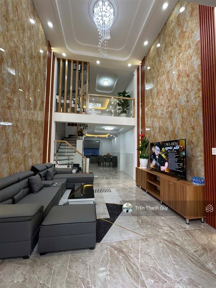 Nhà mới gò vấp. ngay công viên làng hoa, ô tô tận cửa, hoàn công đủ, giá chỉ 7.2 tỷ