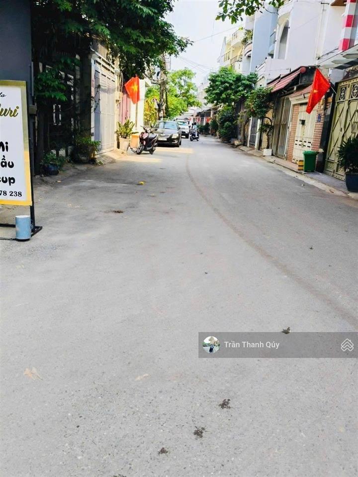 Mặt tiền, ngay chợ hạnh thông tây, đường 12m 4.5x21 giá chỉ 9.9 tỷ