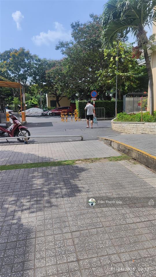 Mặt tiền, ngay chợ hạnh thông tây, đường 12m 4.5x21 giá chỉ 9.9 tỷ