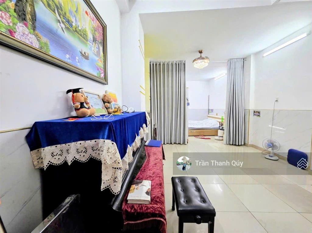 Nhà 3 tầng, trần bá giao, p5 gò vấp, oto đậu cửa, 50m2 4 phòng ngủ giá nhỉnh 6 tỷ