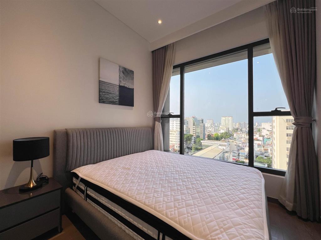 Bán the marq 2pn 77.38m2 full nội thất mới đang có hợp đồng thuê 45tr/tháng