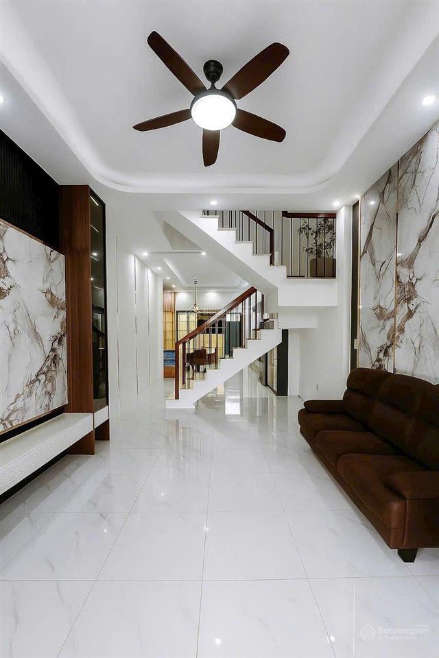 Bán nhà đường c9 kdc phú an hưng phú, dtsd 118,7m², sổ hồng hoàn công, giá 3,7 tỷ thương lượng