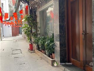 [đỉnh] bán nhà đốc ngữ dân xây ở ngay, nhà đẹp 5tầng lô góc nở hậu oto gần. 11.9tỷ