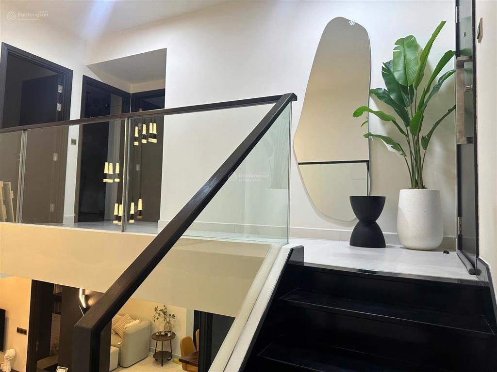 Bán căn hộ duplex  feliz en vista, 17,8 tỷ, 138m2, 3pn, 2wc, tại phan văn đáng, q2, hcm