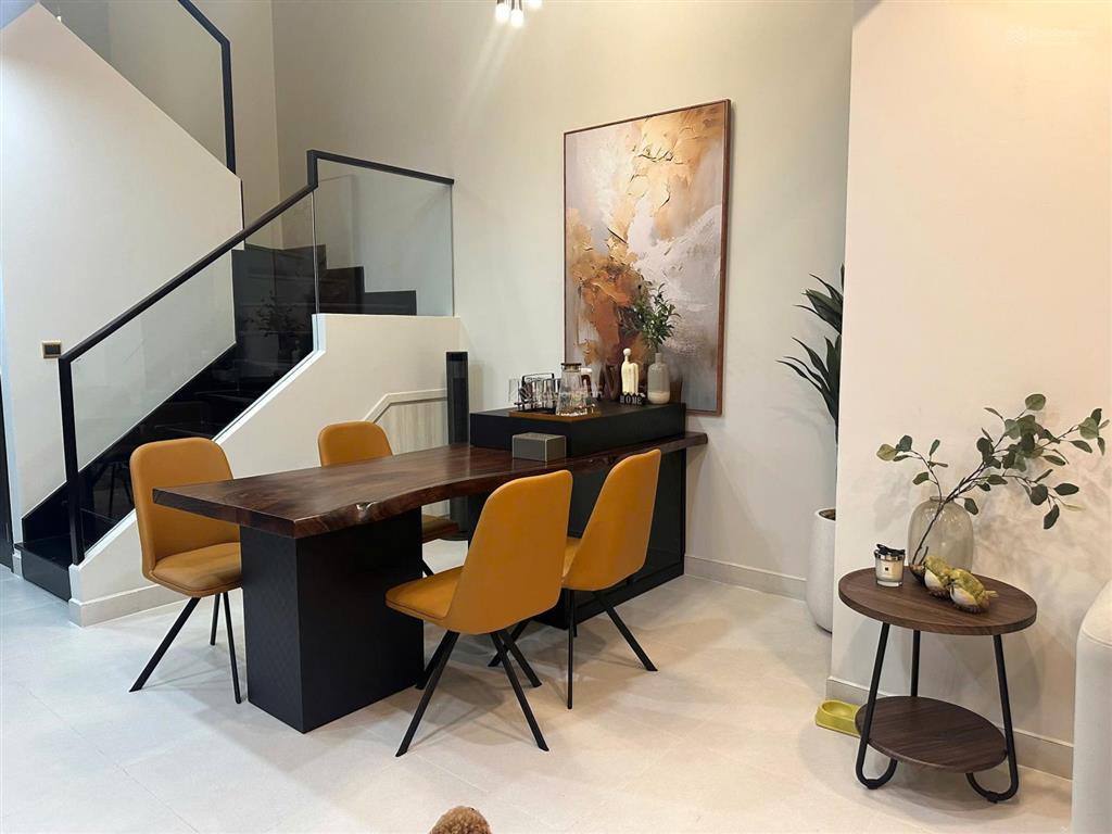 Bán căn hộ duplex  feliz en vista, 17,8 tỷ, 138m2, 3pn, 2wc, tại phan văn đáng, q2, hcm