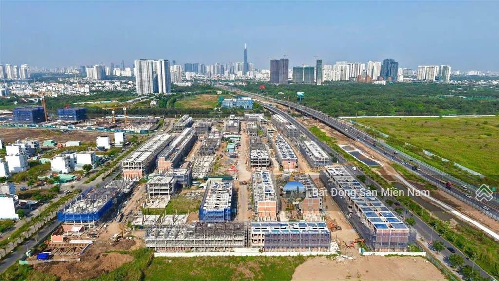 Bán nhà phố khu compound senturia an phú, 38,7 tỷ, 129m2, 3pn, 4t, p an phú, q2, tp.hcm