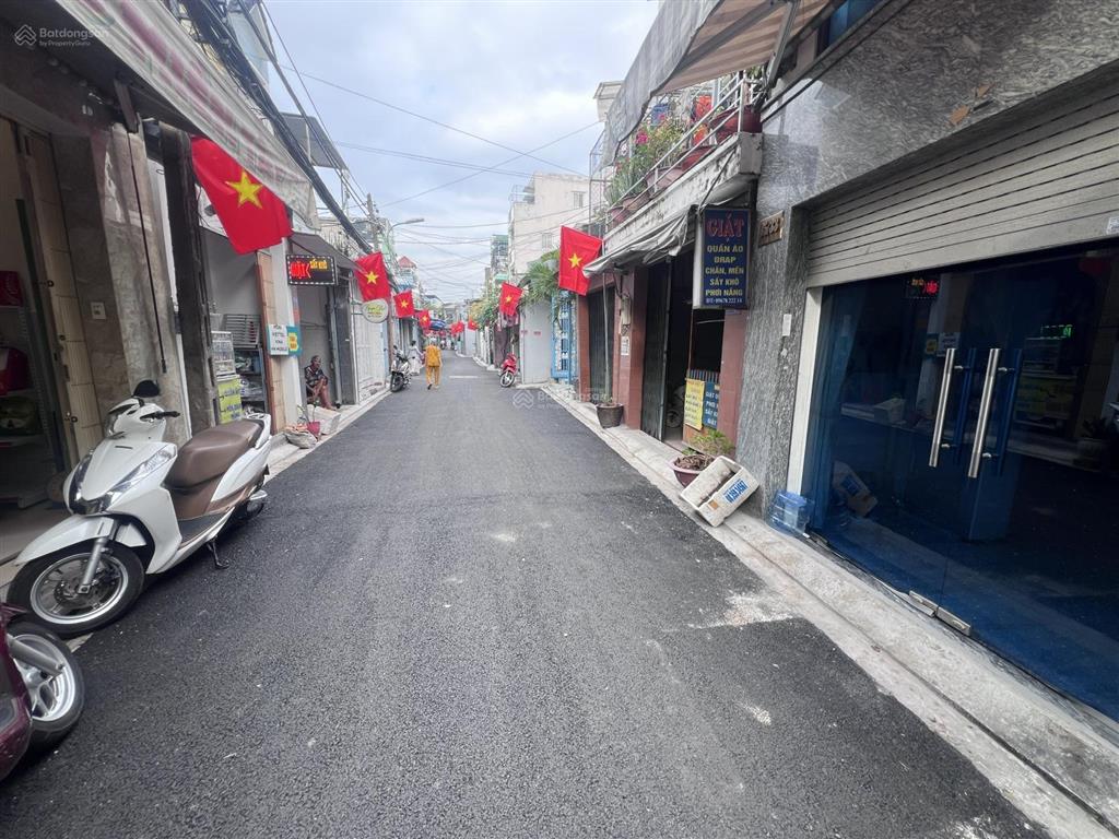 Bán nhà hẻm xe hơi đường lê văn lương  nhà mới xây  pháp lý đầy đủ