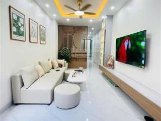 Cho thuê nhà riêng tại phố tôn đức thắng, 18 triệu, 40m2, 4pn, 4wc, 6 tầng, hot! có thang máy