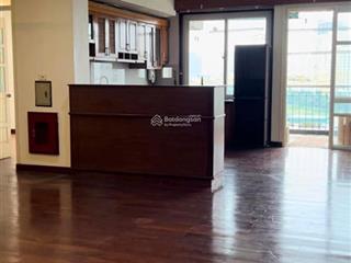 Cho thuê nr 4pn, 4wc, 50m2, 25 triệu vnd tại phố chùa láng, có thang máy, oto đỗ cửa