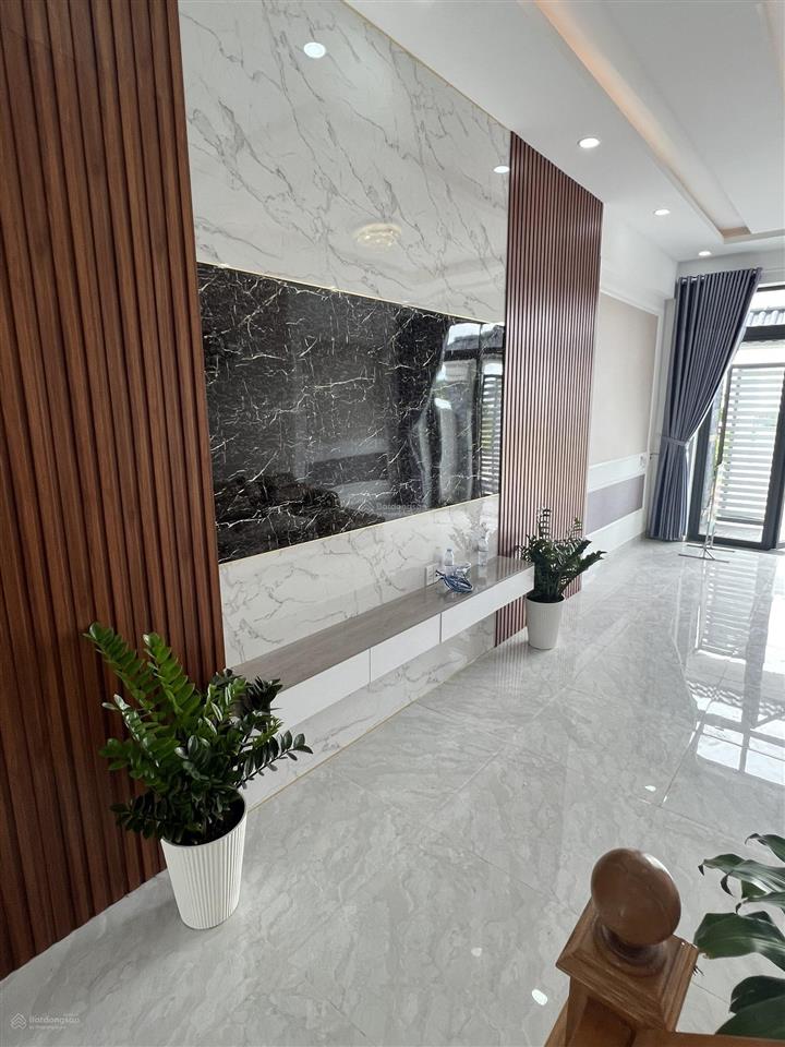 Cho thuê gấp nr 4pn, 4wc, 60m2 tại hào nam, cát linh, đống đa, hà nội, 20 triệu vnd.  0356 380 ***