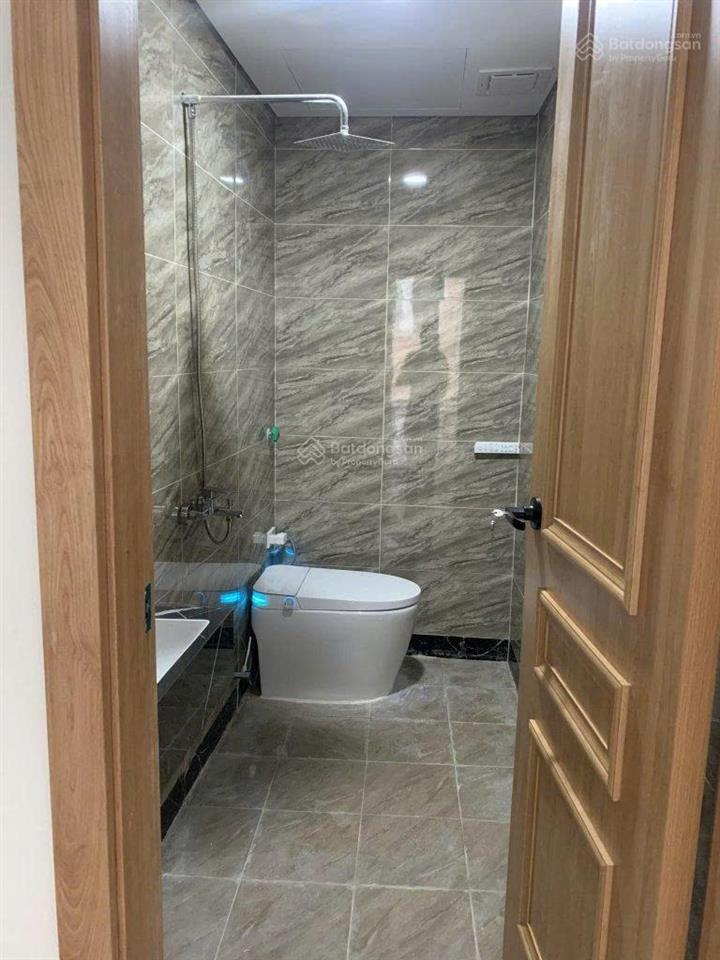 Cho thuê nhà đẹp xuất sắc tại xã đàn, đống đa, 15 triệu, 40m2, 3pn, 4wc. 0356 380 ***