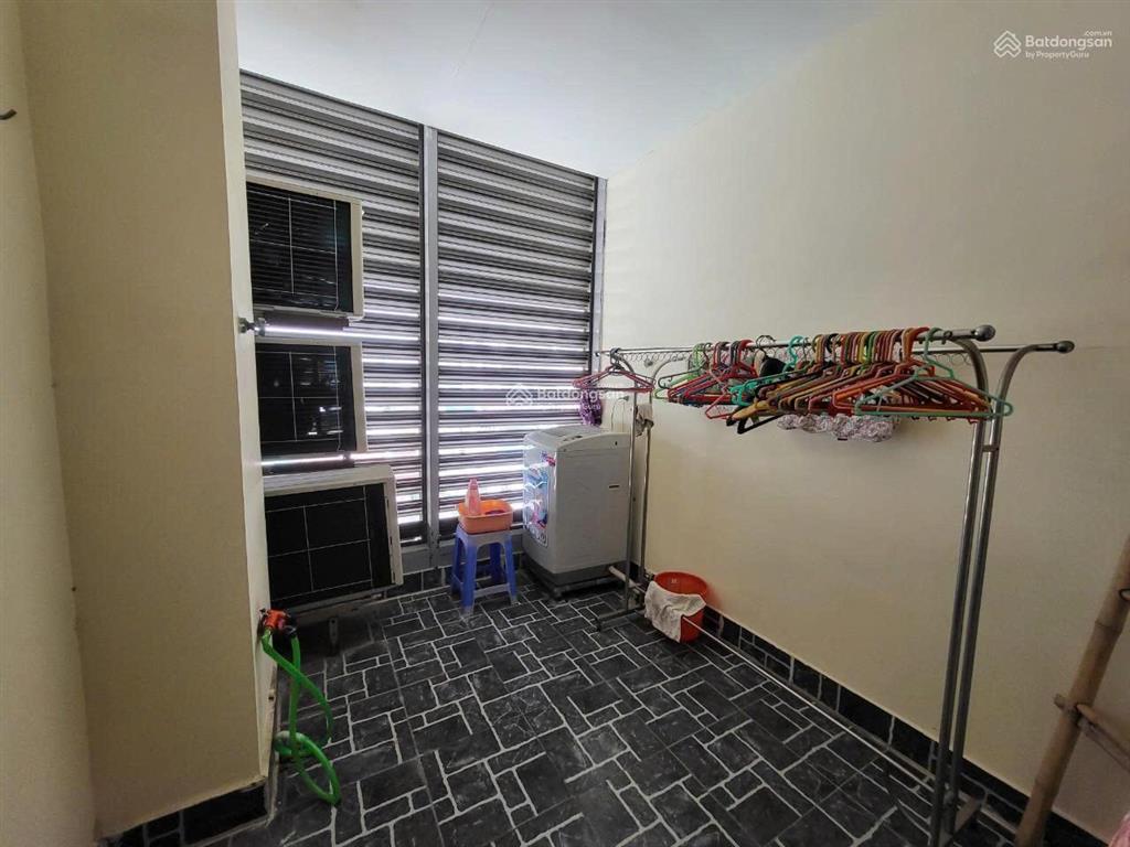 Cho thuê cc tại chung cư tđc hoàng cầu, 16 triệu, 80m2.  0982 987 ***