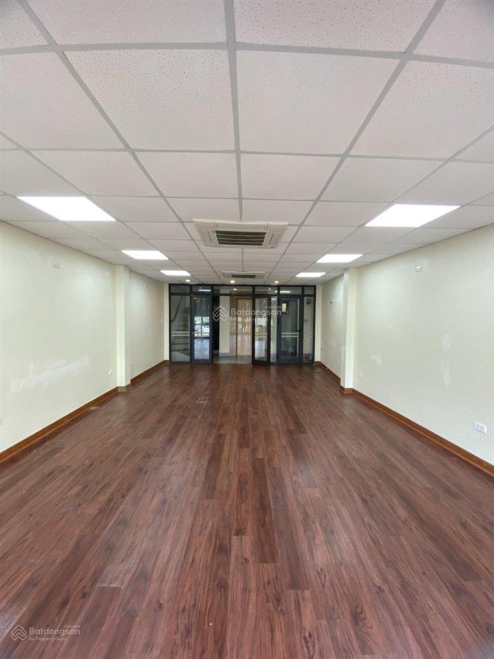 Cho thuê nr 5pn 6wc 60m2 vạn phúc , quận ba đình giá ưu đãi 26 triệu, có thang máy  0982 987 ***