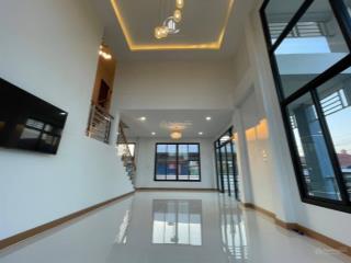 Cho thuê nhà riêng 3pn, 4wc, 40m² tại an dương vương, 20 tr/th, có thang máy.  0982 987 ***