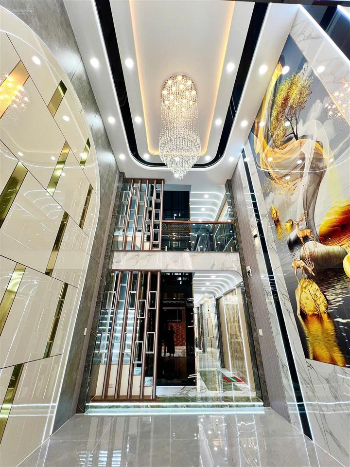 Nhà 5,5 tấm có thang máy  khu nhà lầu vip, p. tân thới hiệp (quận 12 cũ)