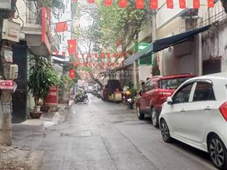 Chủ cần bán nhà phố vĩnh hưng  60m 5 tầng thang máy sịn cách phố đúng 3 bước chân.