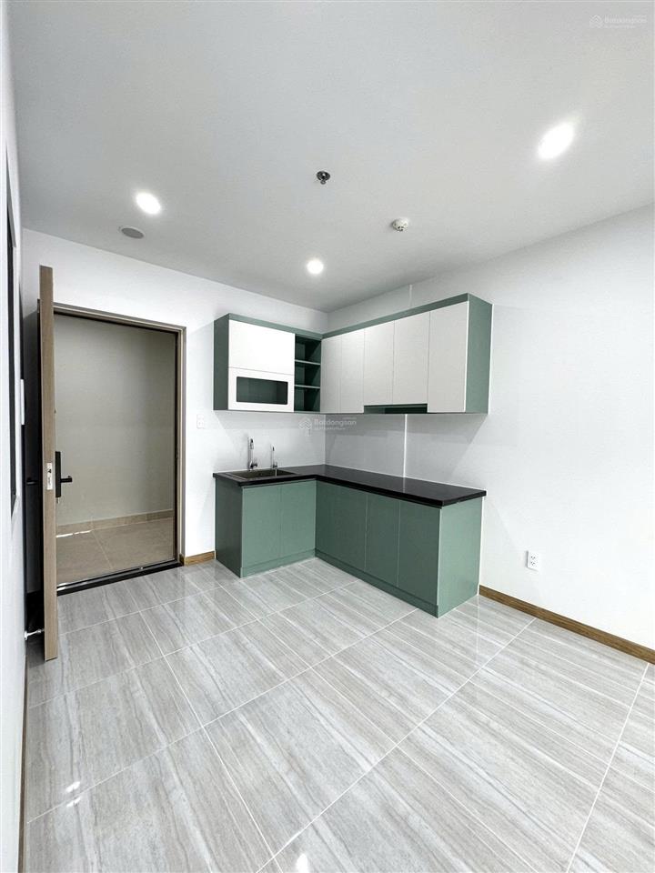 Bán gấp bcons green topaz gần metro, làng đại học, 2 pn 2 wc view sg có rõ ràng thuê 10tr/tháng