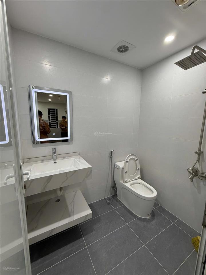 Bán căn hộ chung cư rice city linh đàm, 5,4 tỷ, 70m2, 2pn, 2wc, căn góc, view đẹp!