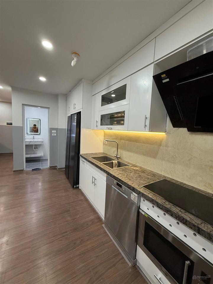 Bán căn hộ chung cư rice city linh đàm, 5,4 tỷ, 70m2, 2pn, 2wc, căn góc, view đẹp!