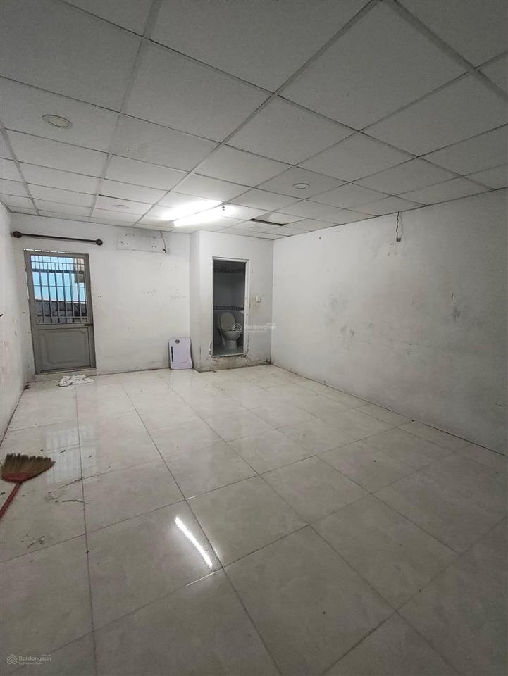 Bán nhà diện tích lớn ngay chợ tân hương , tân phú chỉ 80 triệu/ m2