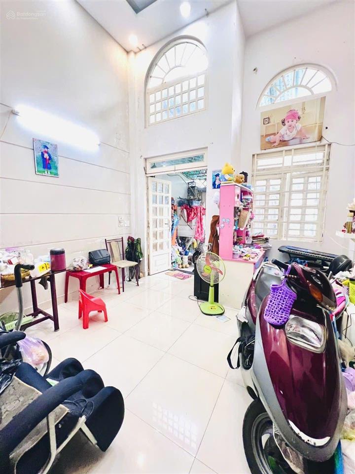 Bán gấp nhà 5m thông thạch lam phú thạnh, tân phú chỉ 5.6 tỷ