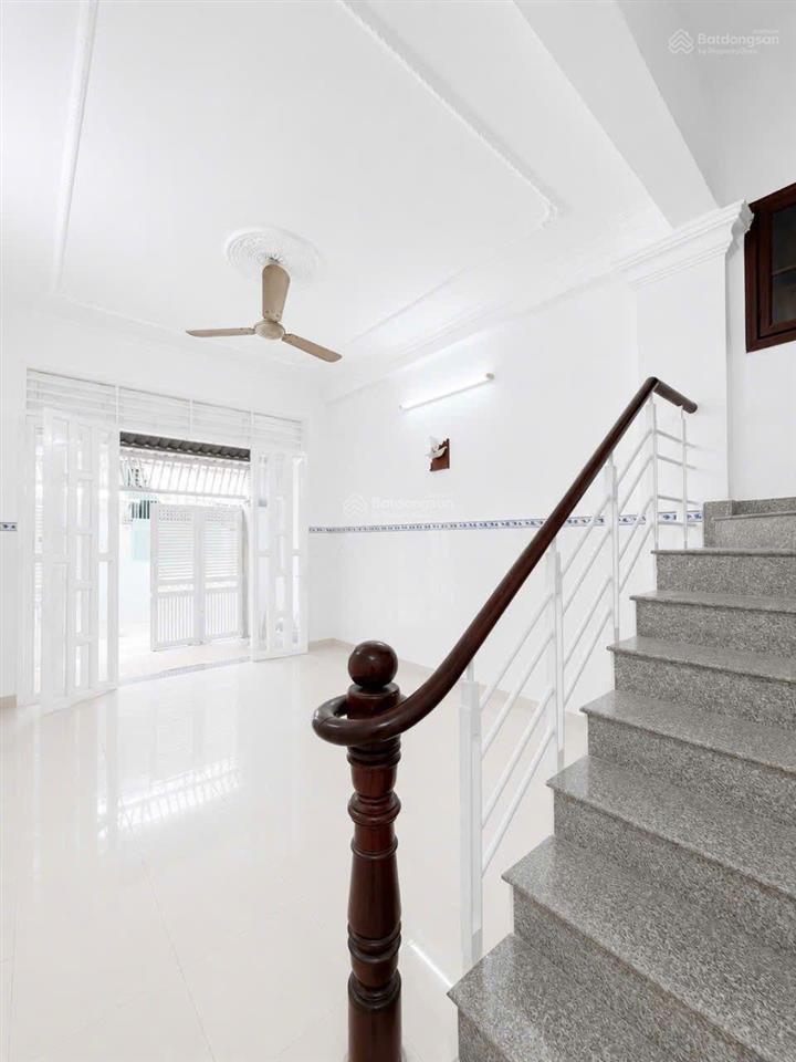 Bán nhà h5m thông 4 tầng phú thọ hòa, tân phú