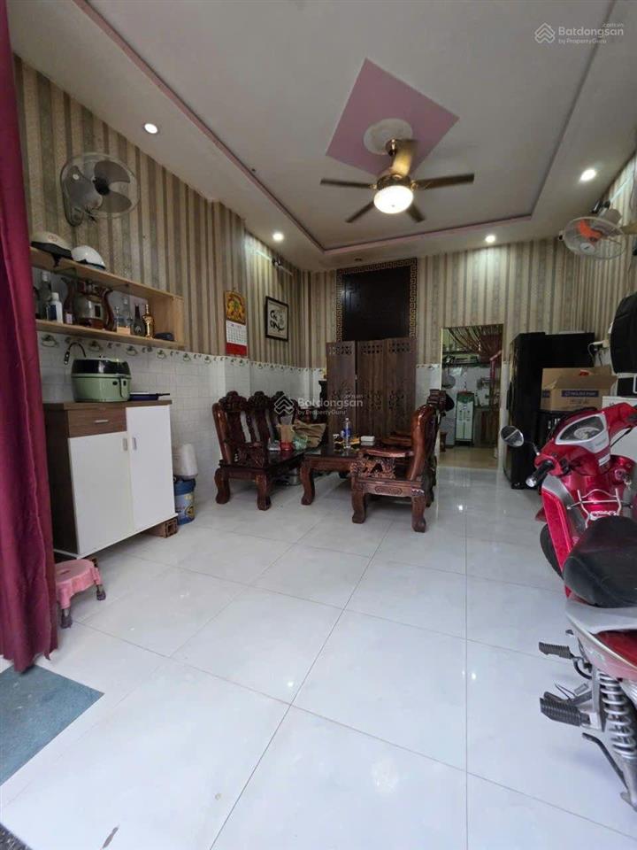 Nhà đẹp ở ngay hxh phú thọ hòa , tân phú