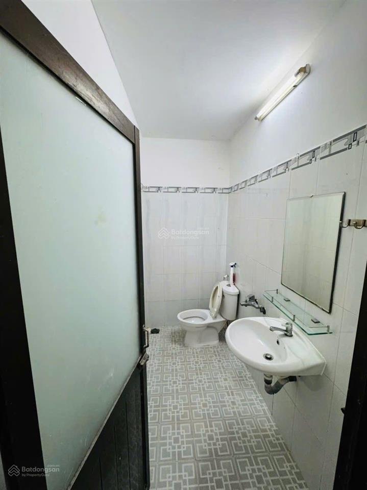 Bán nhà hẻm thông văn cao, phú thạnh, tân phú chỉ 4.5 tỷ