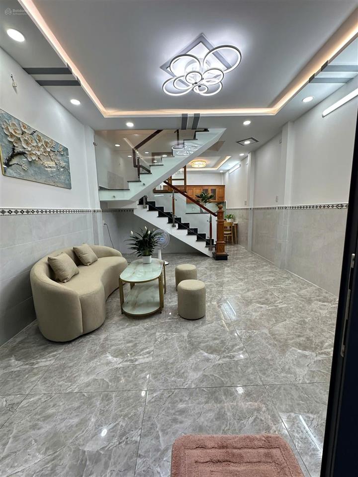 Nhà mới đẹp, full nội thất, ở ngay đường 14a, bình tân giáp lê thúc hoạch, tân phú
