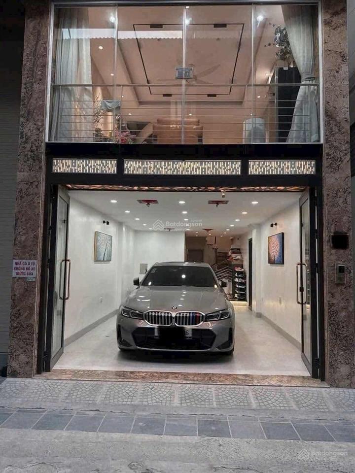 Nhà đẹp đón đại gia phố đội cấn quận ba đình +52 m27 tầng +ngõ thông ô tô kinh doanh
