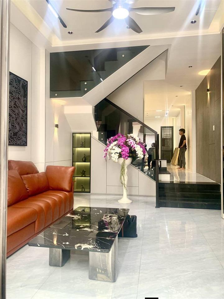 Nhà đẹp 3 tầng tiên sơn 2 hòa cường | dt 64.8m2 (4x16.2m) giá chỉ  8.65 tỷ full nội