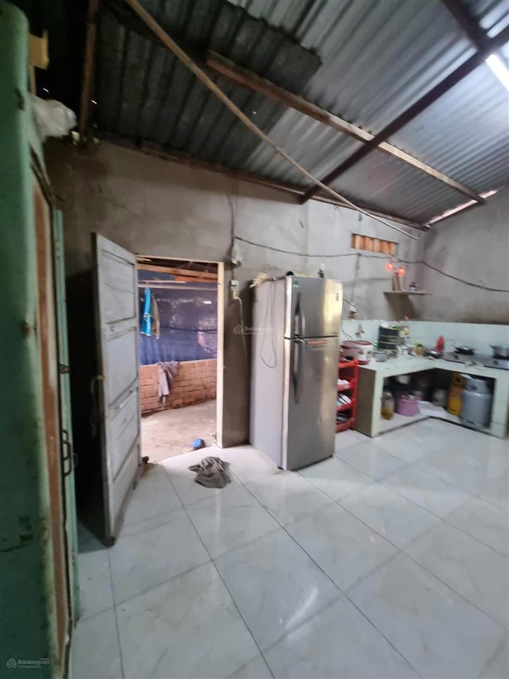 Nhà shr 107m2, nhị bình  hóc môn, ô tô đậu sân, chỉ 2,57 tỷ còn thương lượng