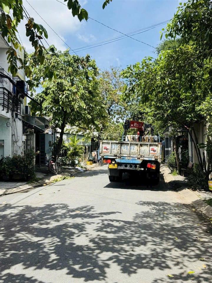 Đất thổ cư 195m2 (nhà nhỏ 25m2), ngang 10x20 thới tam thônhóc môn, chỉ 5 tỷ 539 triệu
