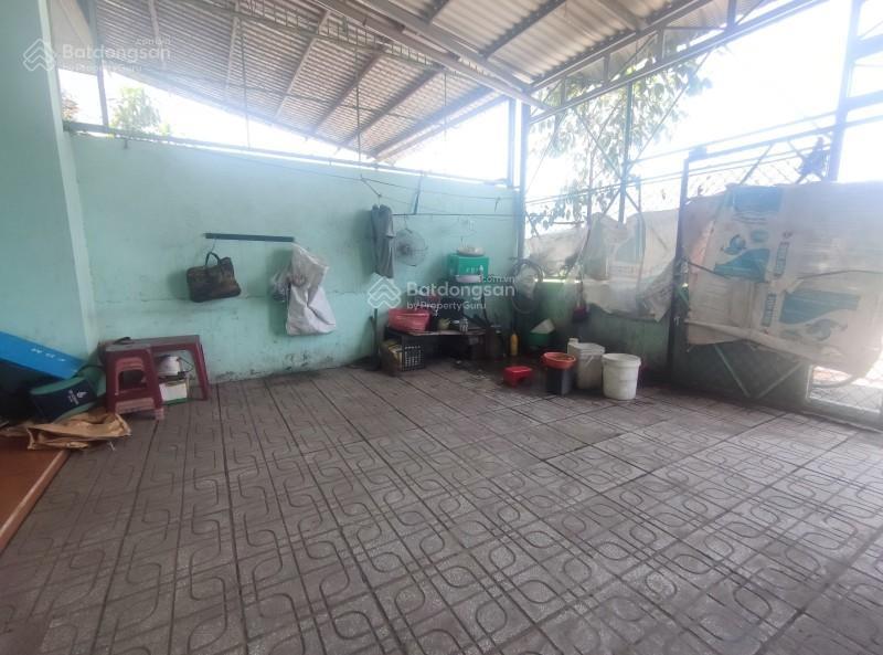 Hóc môn  ngã 3 hồng châu  shr 108m2, full thổ cư  giá 2tỷ650 còn tl