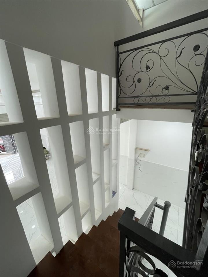 Bao rẻ  4*17m shr  tân chánh hiệp  q12