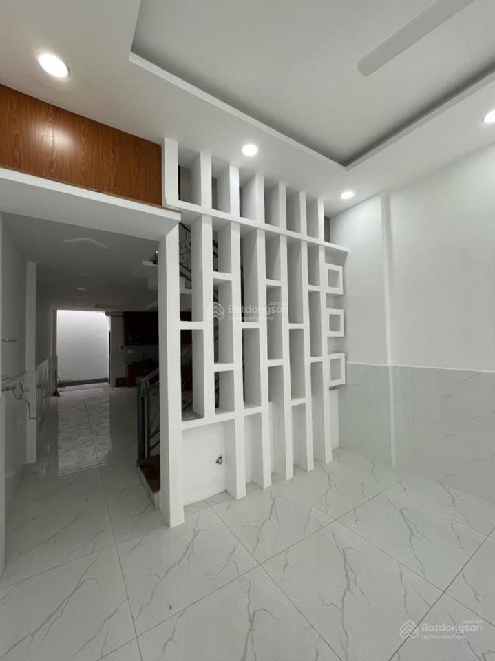 Bao rẻ  4*17m shr  tân chánh hiệp  q12