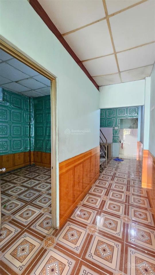 Nhà ngay chợ đông thạnhhóc môncách chỉ vài bước chân giá chỉ 3 tỷ 350