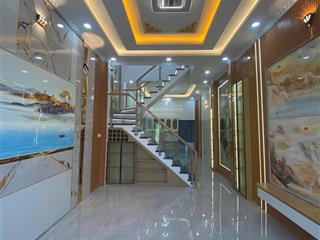 Hóc môn  ngay chợ đông thạnh, đi bộ chỉ 30m, ô tô đậu cửa  chỉ 4,2 tỷ còn thương lượng