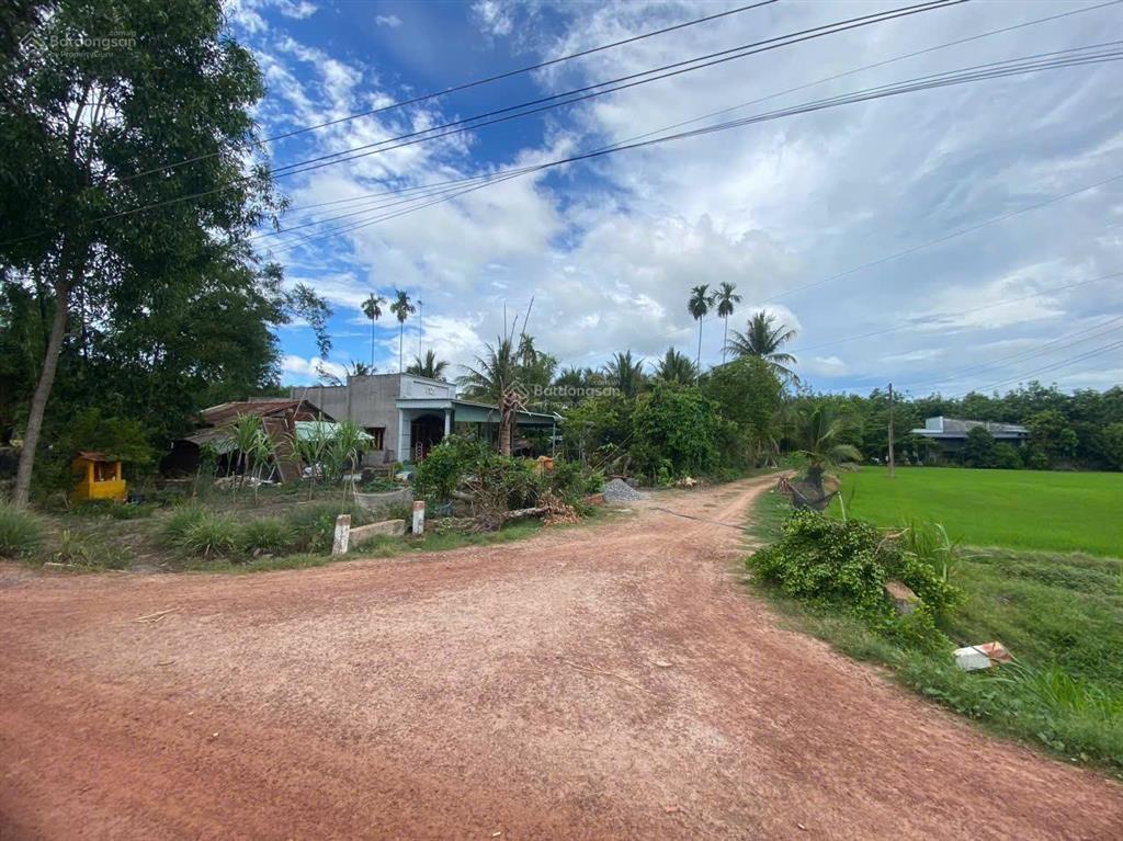 Cách trung tâm hành chính hảo đước châu thành, tây ninh 1km, với 458m2 có 50m2 thổ cư. chỉ 550triệu