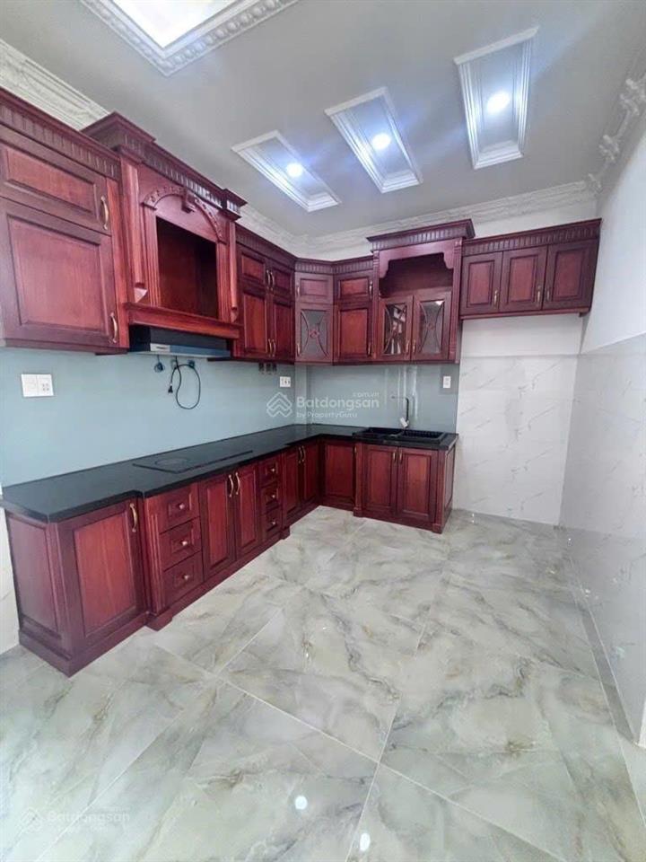 Biệt thự phố đường huỳnh tấn phát ,hẻm xe hơi quay đầu ,bề ngang khủng 7m giá chỉ 9,8 tỷ