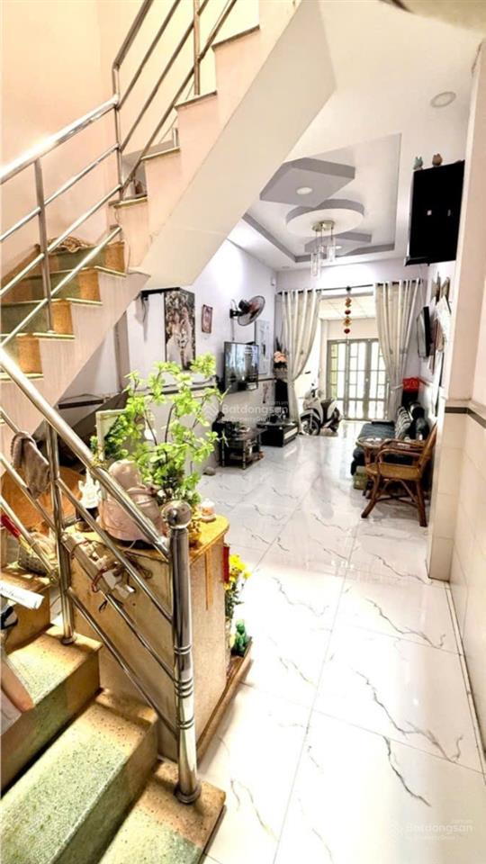 Bán nhà 3 tầng ,hẻm xe hơi,6 phòng ngủ ,xe hơi ngủ trong nhà nhỉnh 7 tỷ
