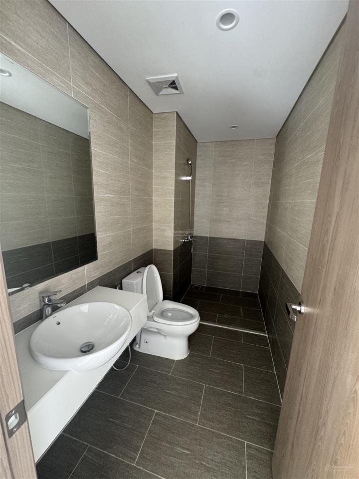 Bán gấp 2pn+ vinhomes grand park 3 tỷ 250