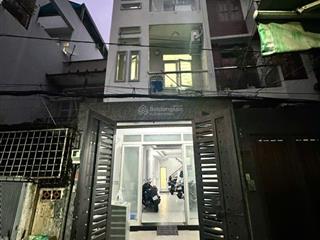 Chủ lớn tuổi cần bán gấp nhà ngay trung tâm quận 3