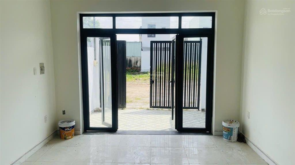 Đường ô tô 8m  nhà phố 3 tầng sát vinhomes q9 chỉ hơn 4t