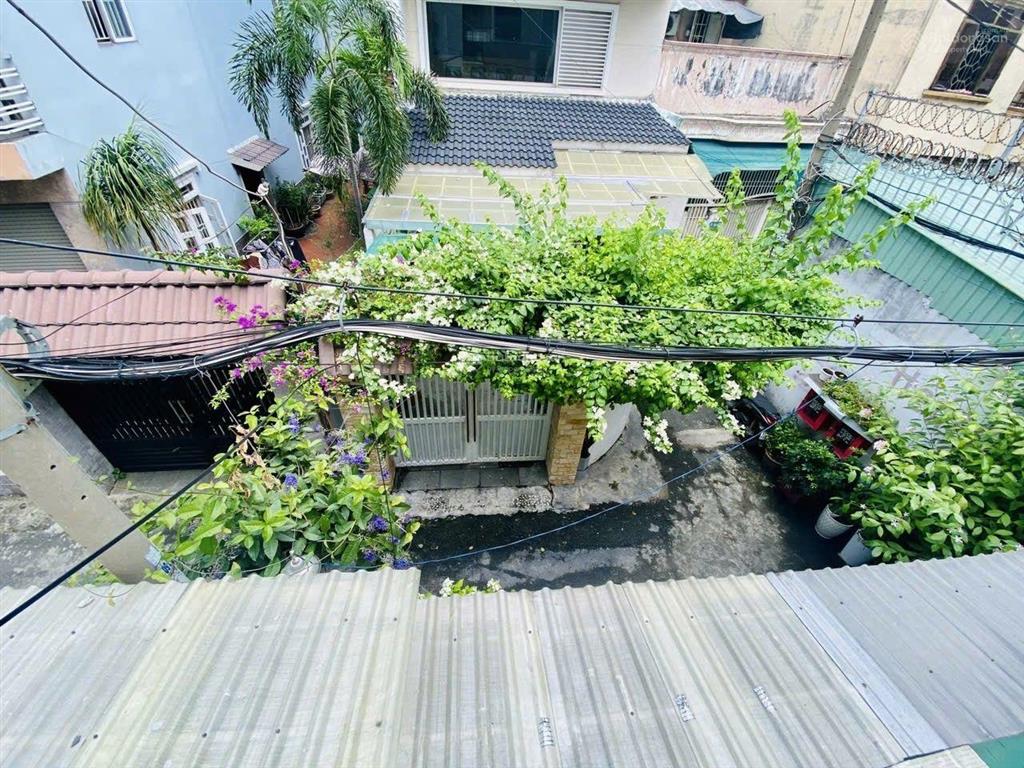 Thông số đẹp  ngang 5m, bán nhà vía mua nhà to hơn