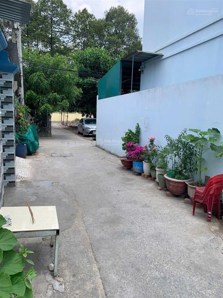 Nhỉnh 2 tỷ có nhà riêng 2 tầng , gần hẻm xh nhà mới ở ngay
