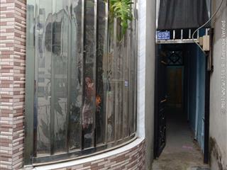 Nhỉnh 2 tỷ có nhà riêng 2 tầng , gần hẻm xh nhà mới ở ngay