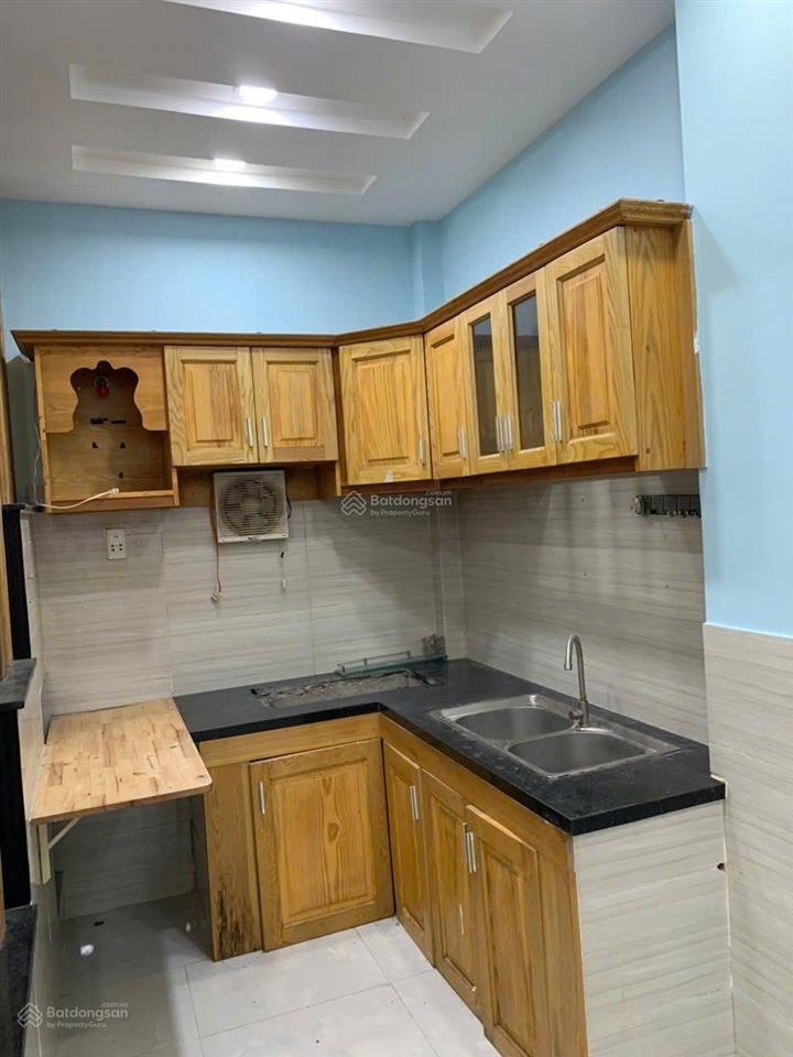 Nhỉnh 2 tỷ có nhà riêng 2 tầng , gần hẻm xh nhà mới ở ngay