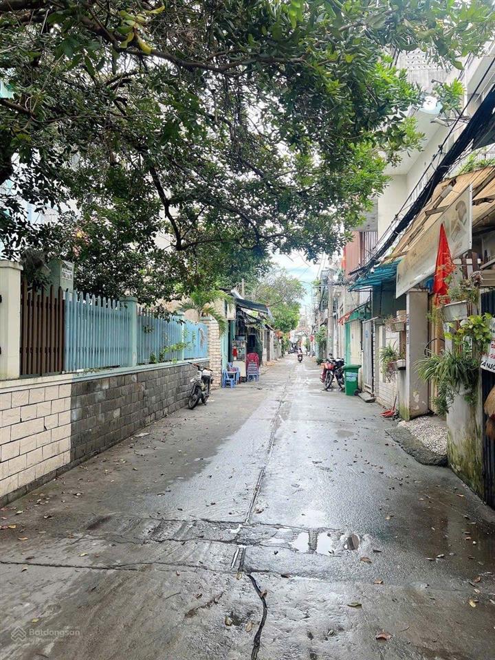 Chỉ 3,8 tỷ  nhà 2 tầng, sổ hồng riêng full thổ cư, đầu cho thuê giữ tiền  phước long a, thủ đức