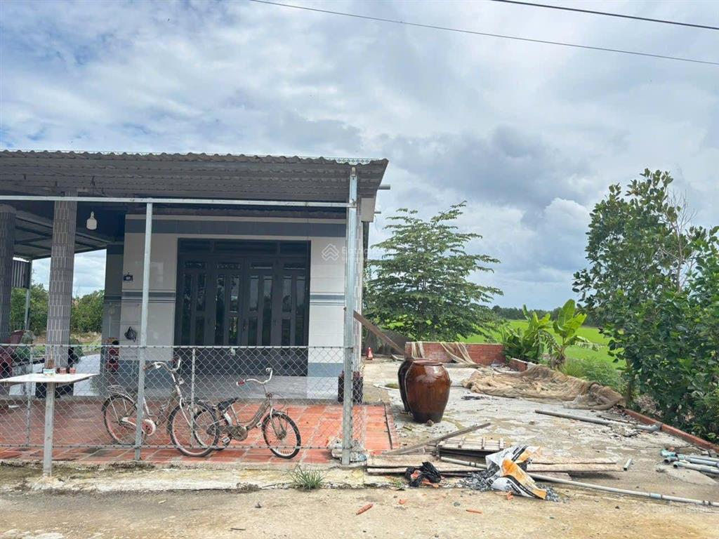 Hiếm có! chỉ 2,3 tỷ sở hữu nhà vườn gần 2000m2, có sẵn nhà c4 285m2 thổ cư